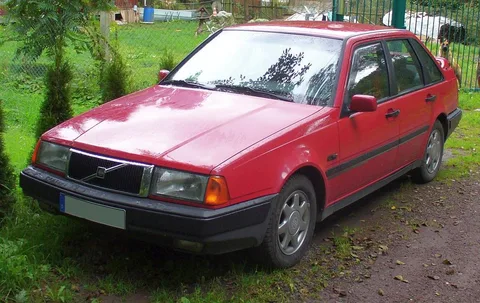 Volvo 400-series