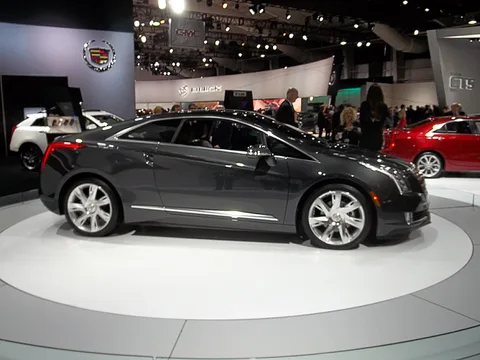Cadillac ELR — 2