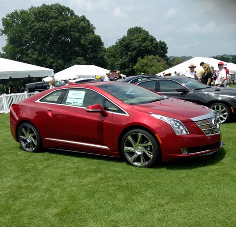 Cadillac ELR — 4