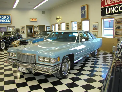 Cadillac Coupe DeVille