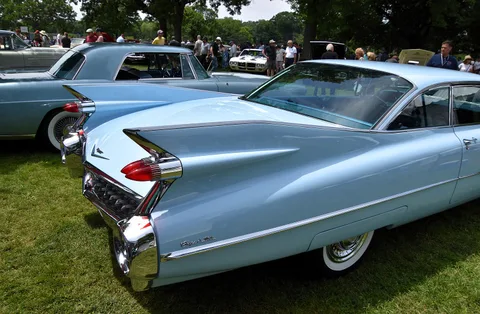 Cadillac Coupe DeVille — 2
