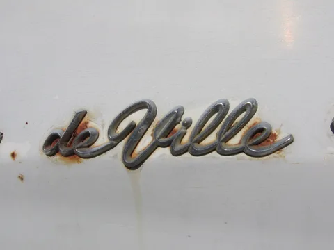 Cadillac Coupe DeVille — 6