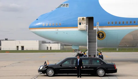 Cadillac Presidential Limousine (2001) — 2