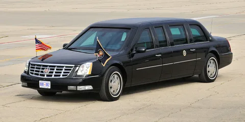 Cadillac Presidential Limousine (2001) — 7