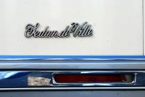 Cadillac de Ville series — 7