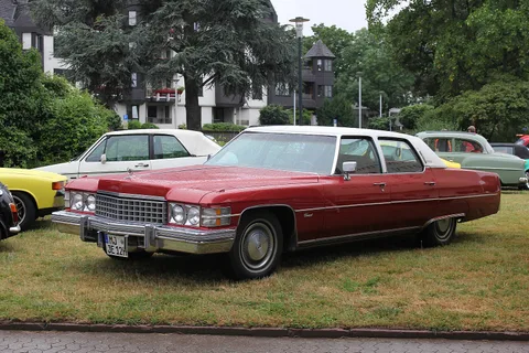 Cadillac Fleetwood Brougham