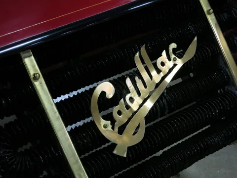 Cadillac Runabout and Tonneau — 3