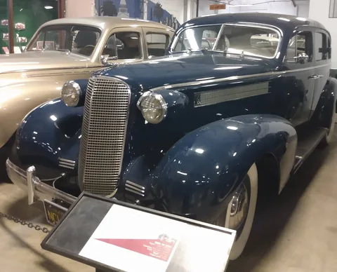 Cadillac Series 60 — 2