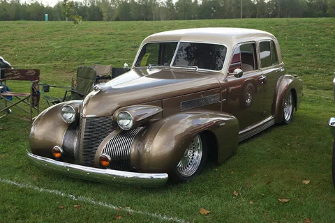 Cadillac Series 60 — 3
