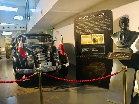 Cadillac Series 90 — 3