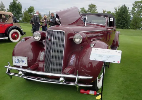 Cadillac Series 90 — 5