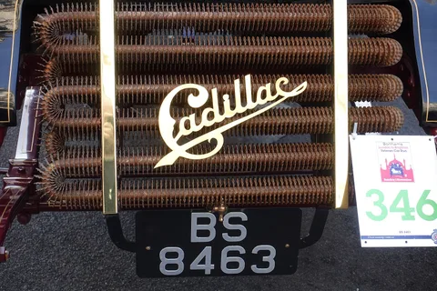 Cadillac Tonneau — 8