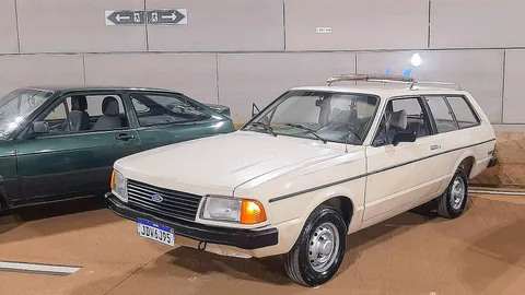 Ford Belina — 6