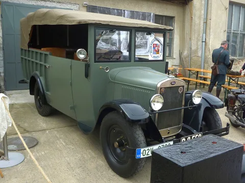 Škoda 104