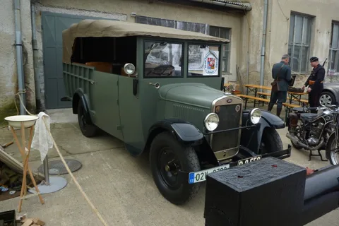 Škoda 104 — 3