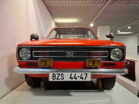 Škoda 720 — 3