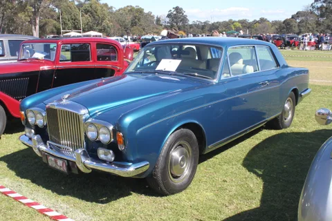 Bentley Corniche — 5