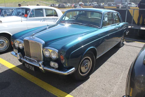 Bentley Corniche — 7