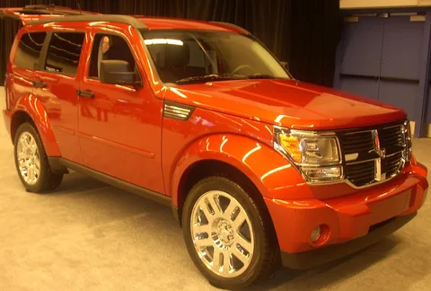 Dodge Nitro — 4