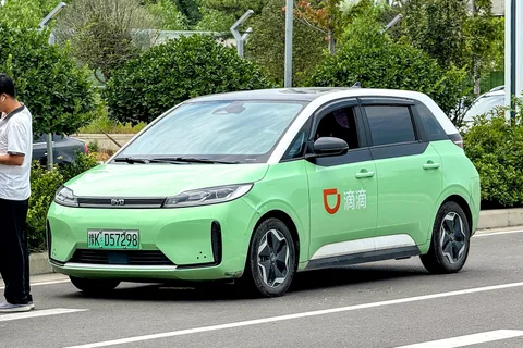 BYD D1 — 4