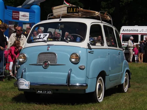 Fiat 600 Multipla — 6