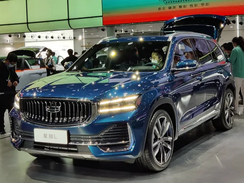 Geely Xingyue L — 5