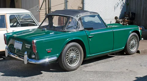 Triumph TR250 — 3