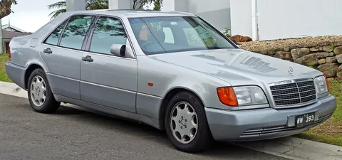 Mercedes-Benz W140