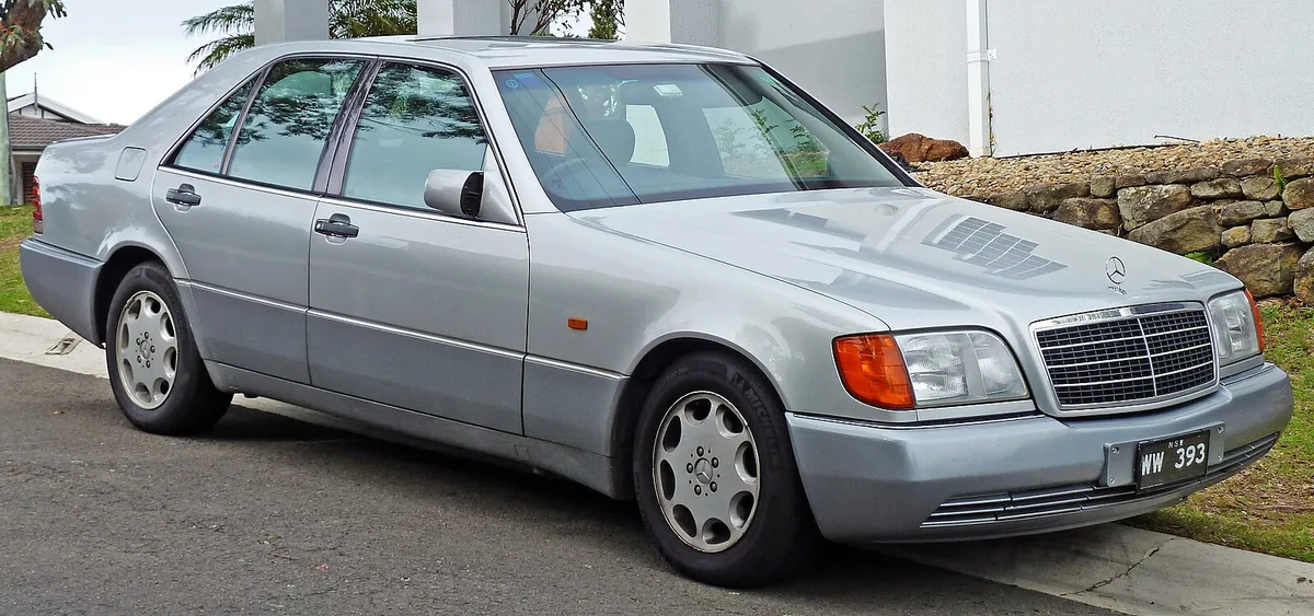 Mercedes-Benz W140
