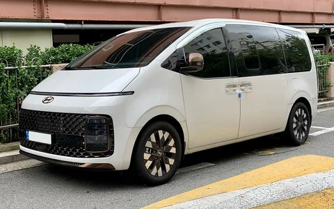 Hyundai Staria — 6