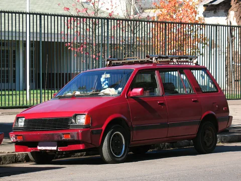 Plymouth Colt Vista