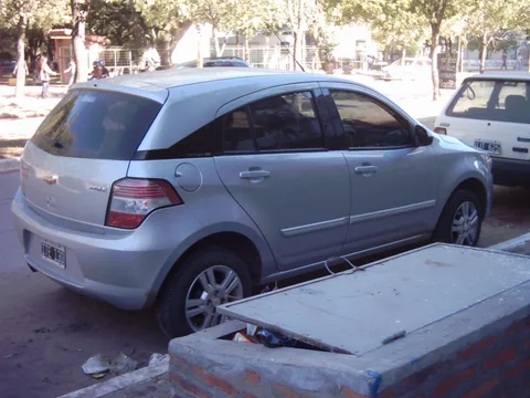 Chevrolet Agile — 5