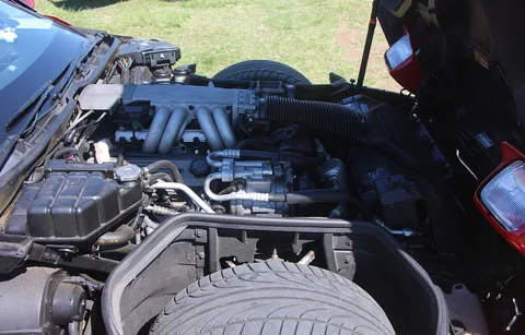 Chevrolet Corvette (C4) — 6