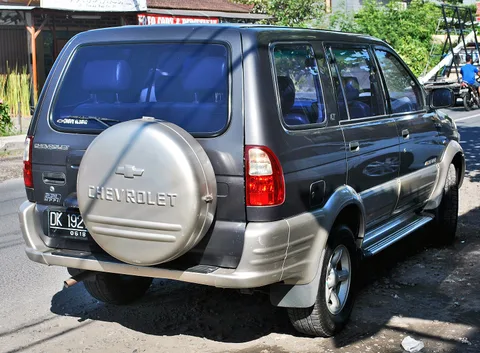 Chevrolet Tavera — 5