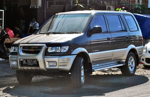 Chevrolet Tavera — 6