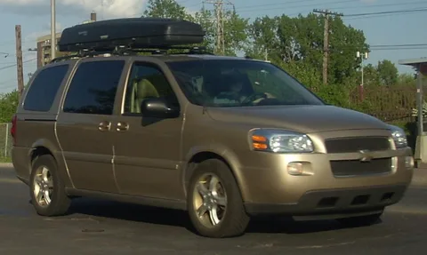 Chevrolet Uplander — 2