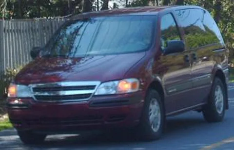 Chevrolet Venture — 3