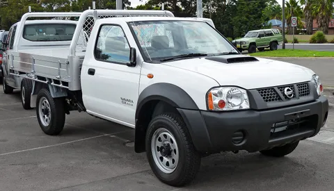 Nissan Navara D22 — 8