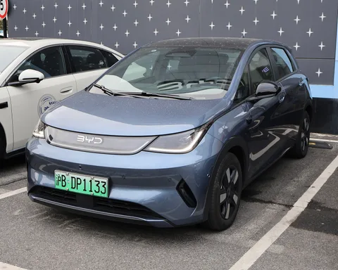 BYD Dolphin — 3