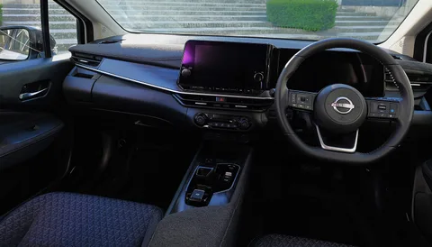 Nissan Note Aura — 7