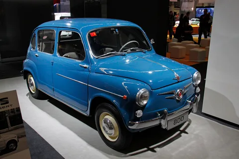 SEAT 800