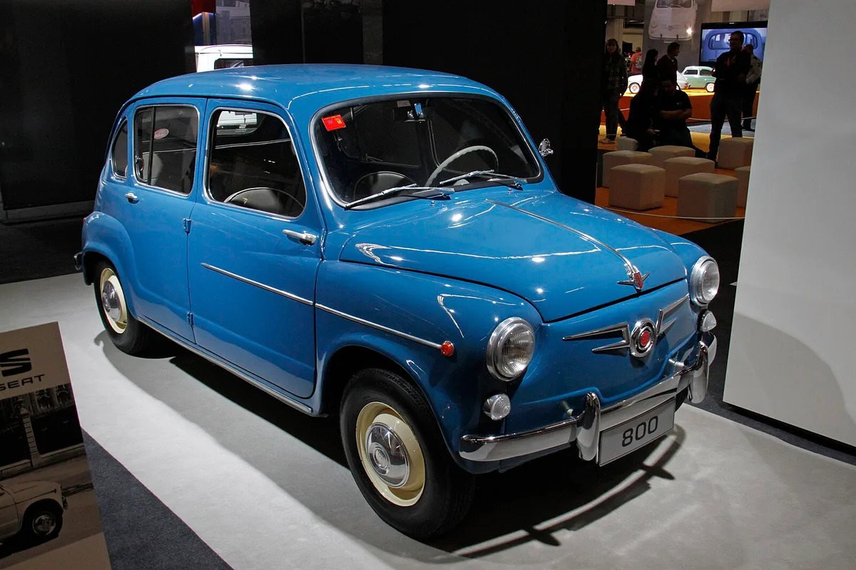 SEAT 800