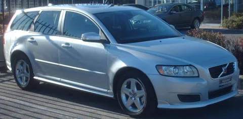 Volvo V50 — 3