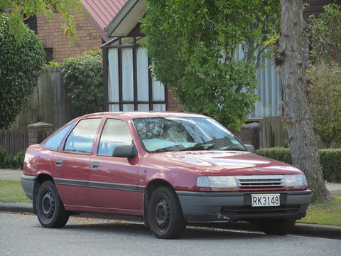 Opel Vectra A — 8