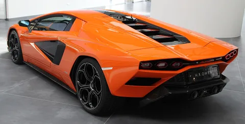 Lamborghini Countach LPI 800-4 — 7