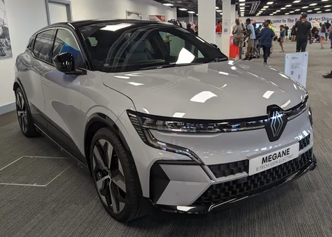 Renault Mégane E-Tech — 6
