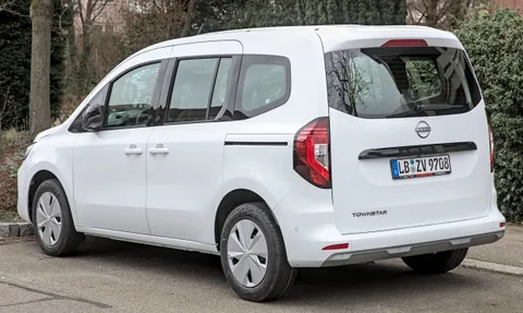 Nissan Townstar — 8