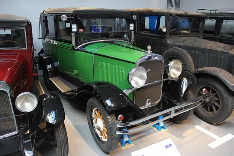 Chrysler 50 — 4