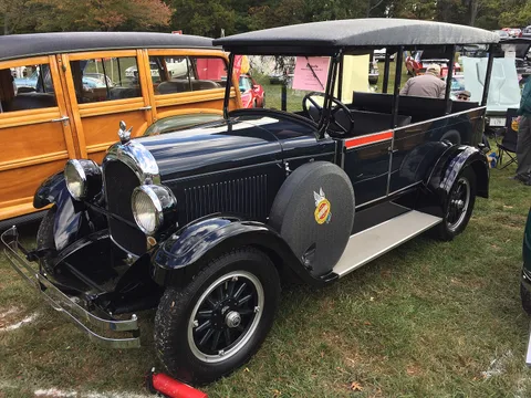 Chrysler 60 — 4
