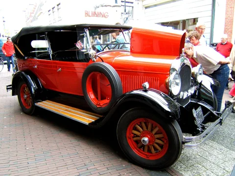 Chrysler 60 — 6